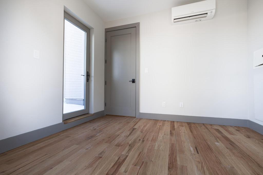 846 Monroe Street #4A