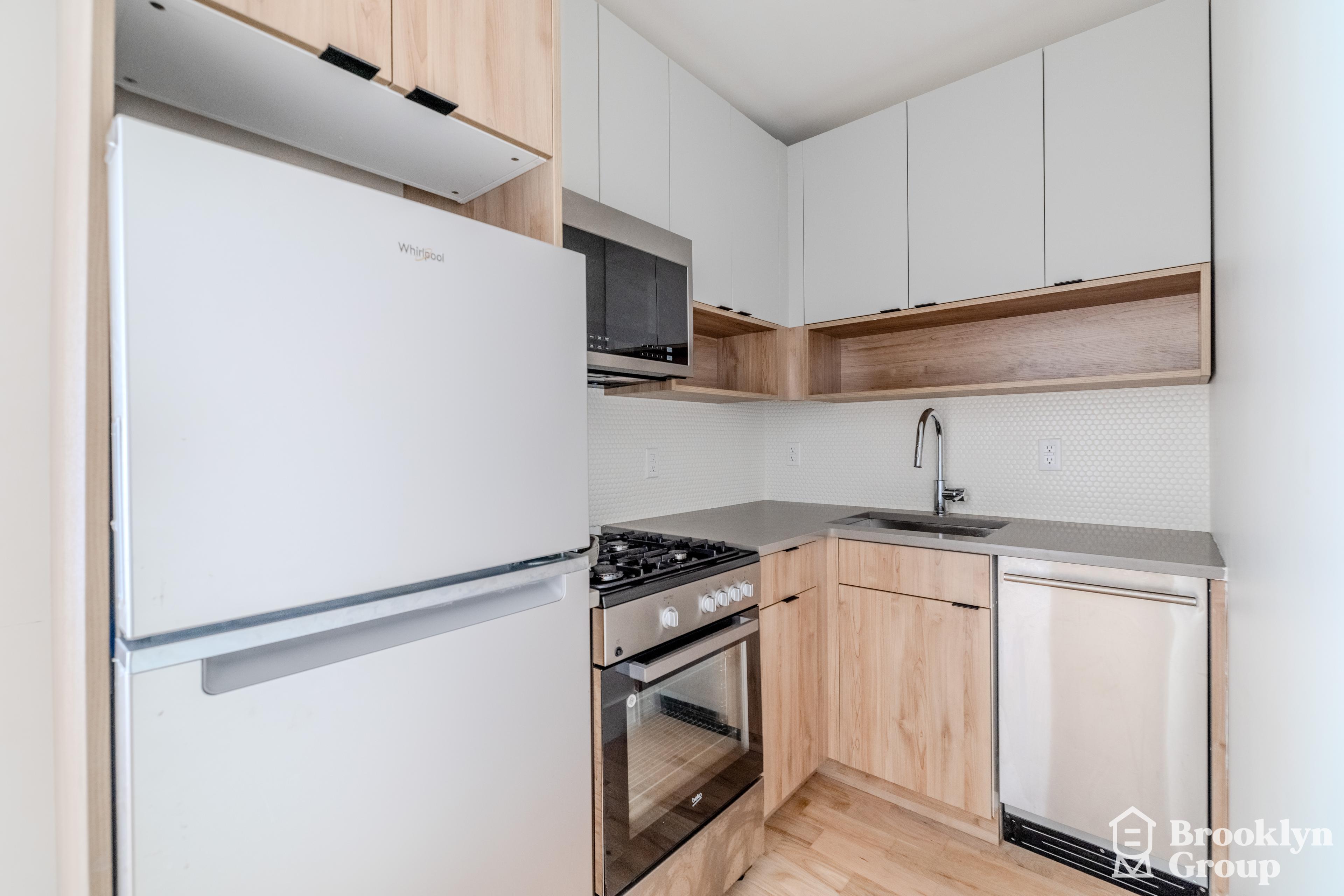 123 Park Avenue #2B