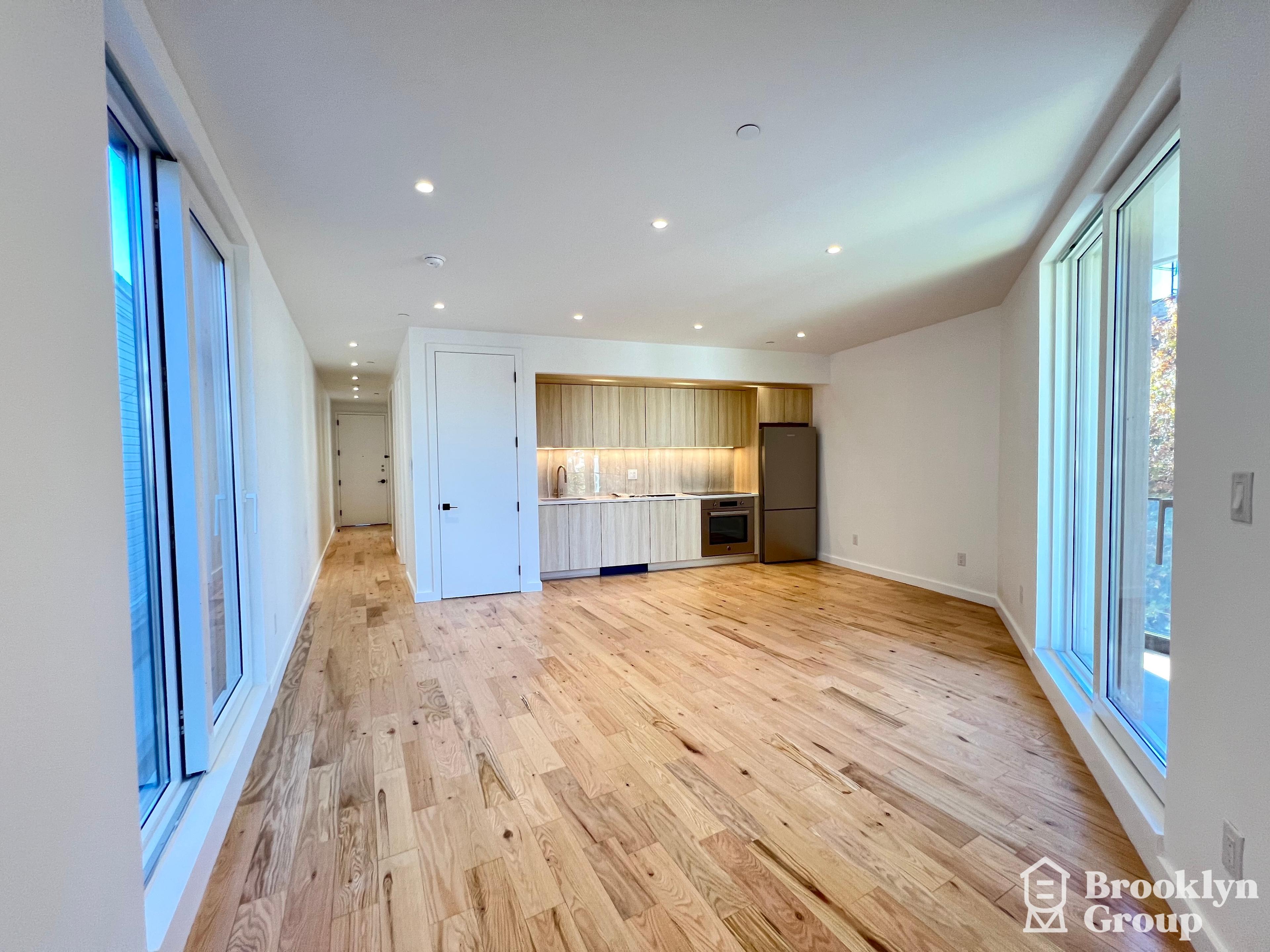 257 Driggs Avenue #3A