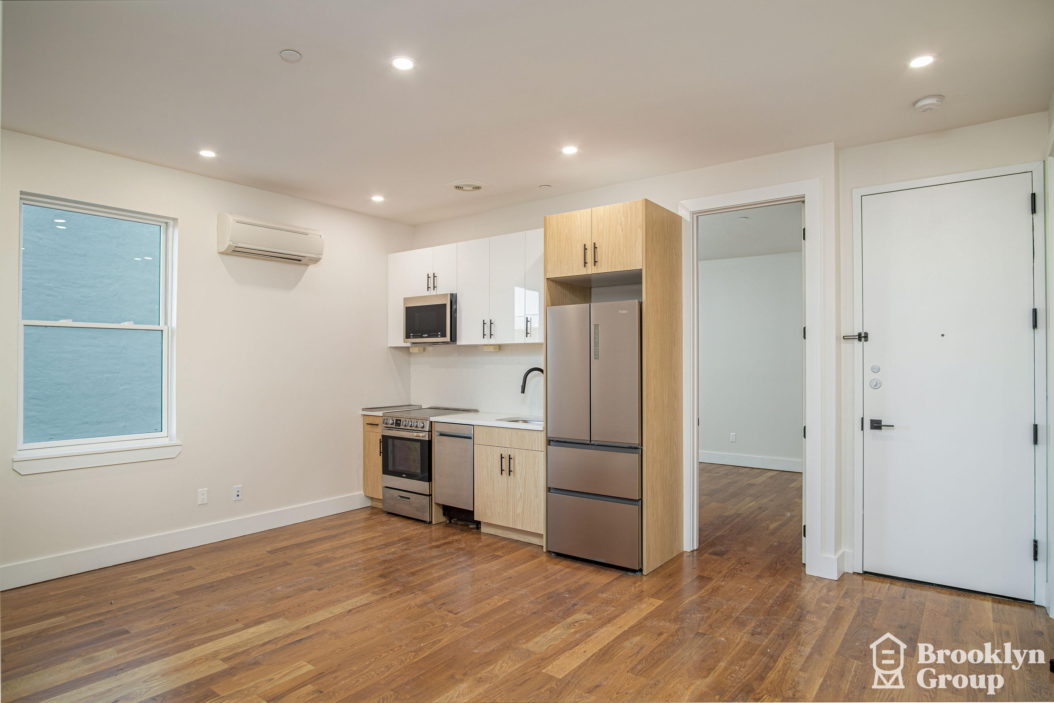 714 5th Avenue #3B