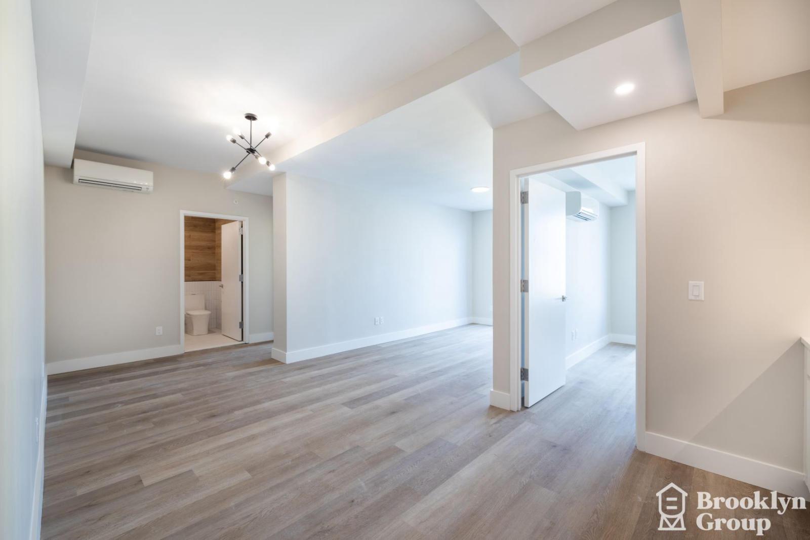 1711 Hancock Street #6E