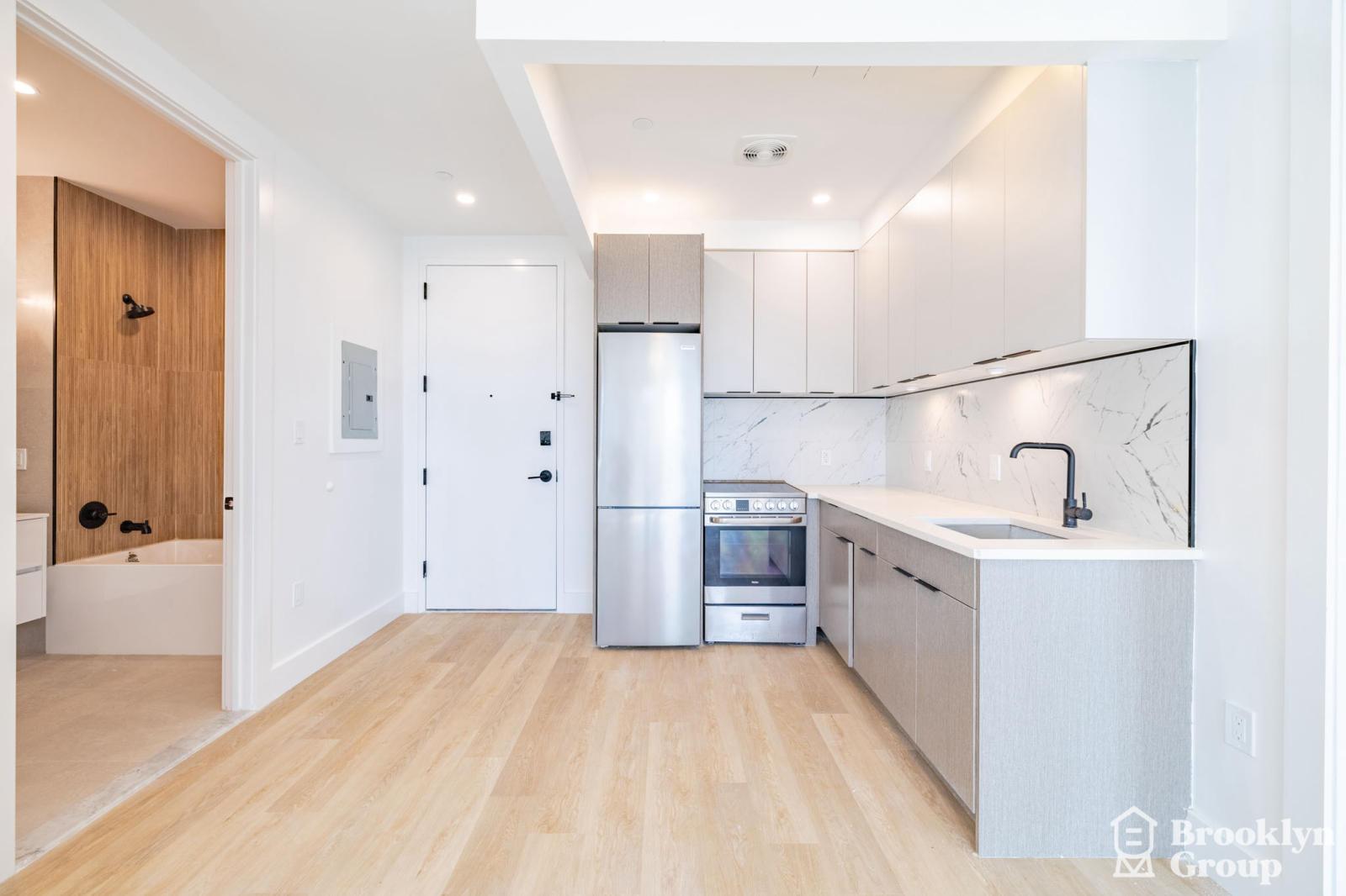 3308 Glenwood Road #6C