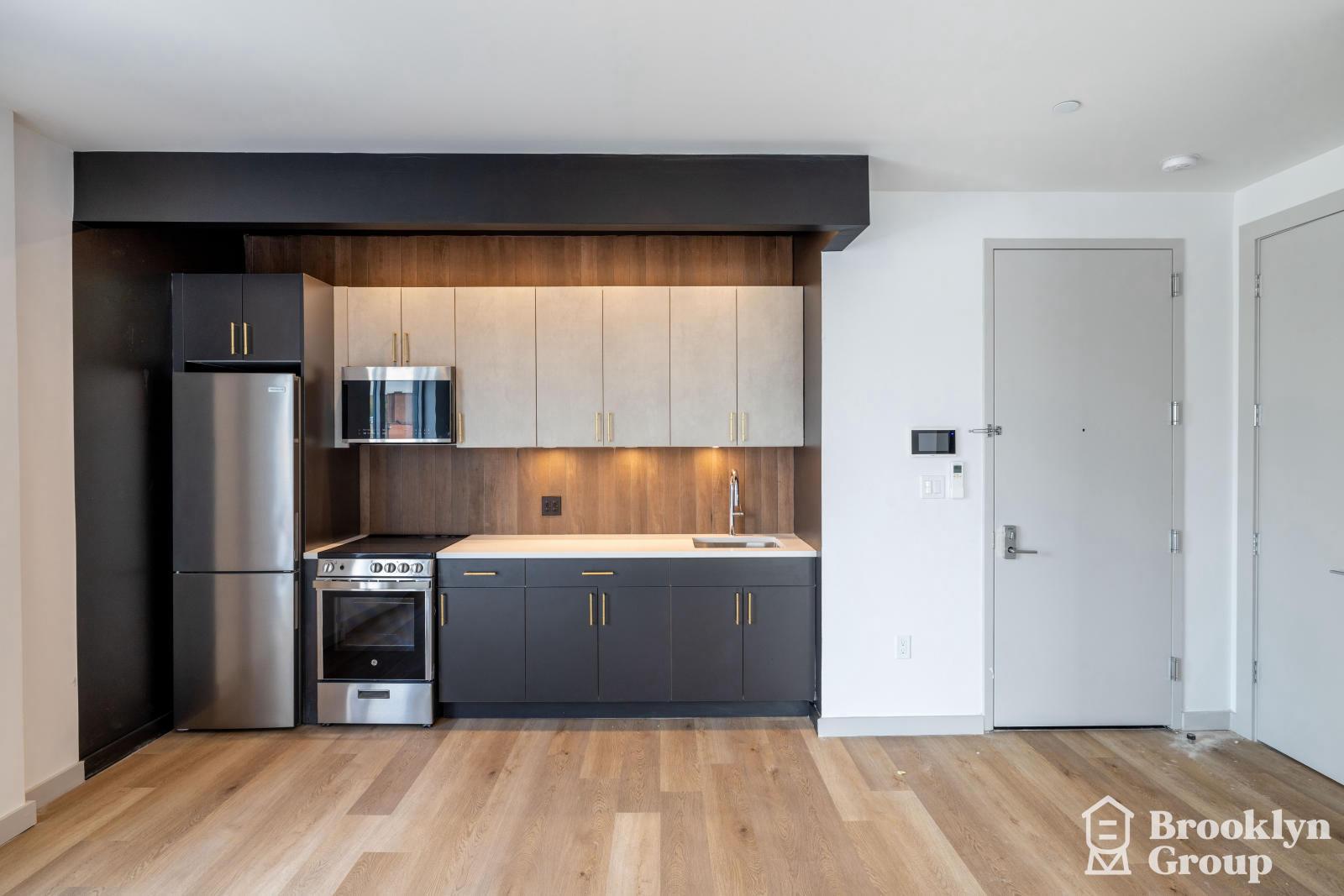 26 Sherman Avenue #5F