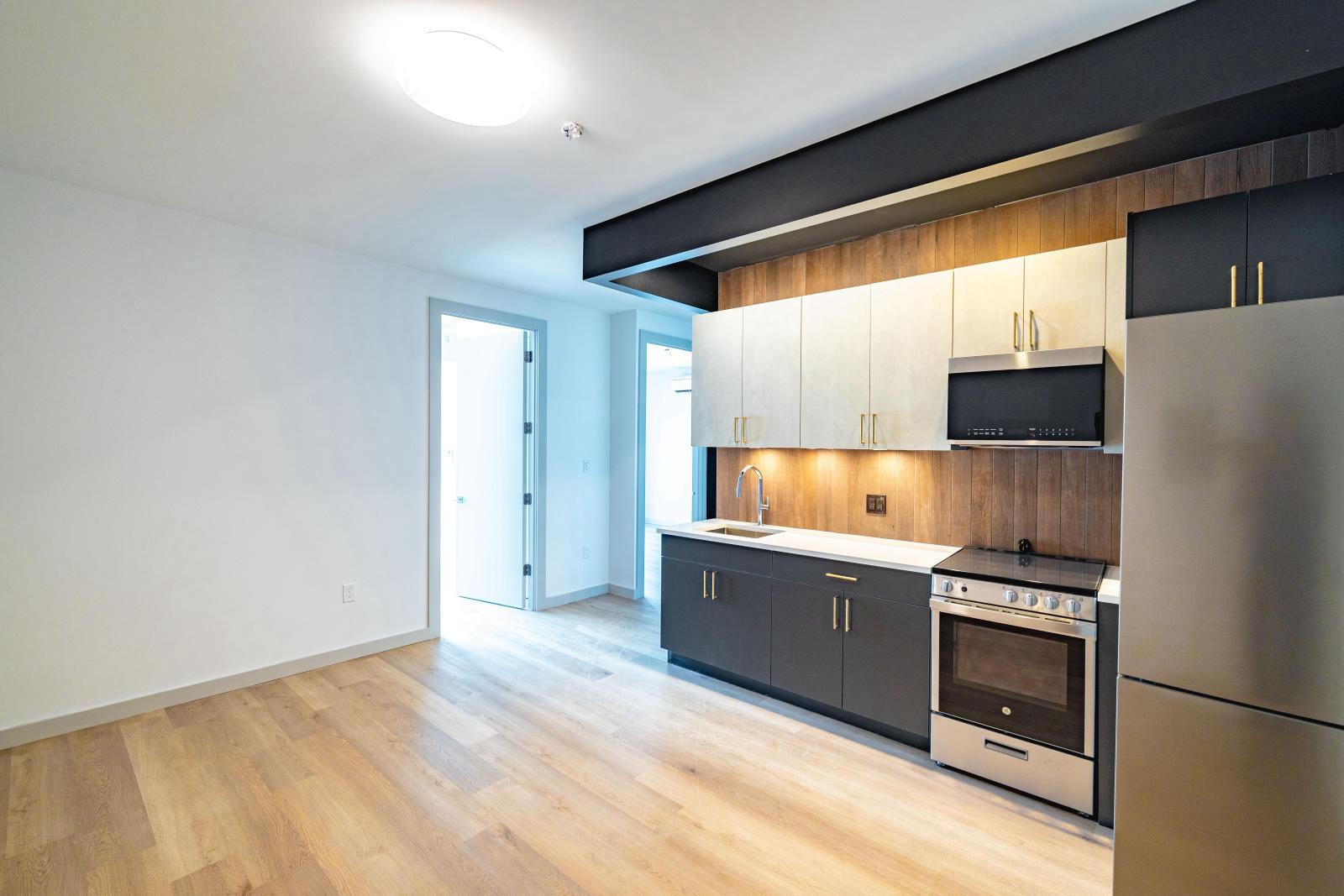 26 Sherman Avenue #5B