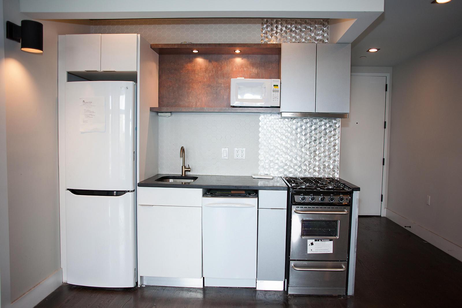 690 Bushwick Ave #2A