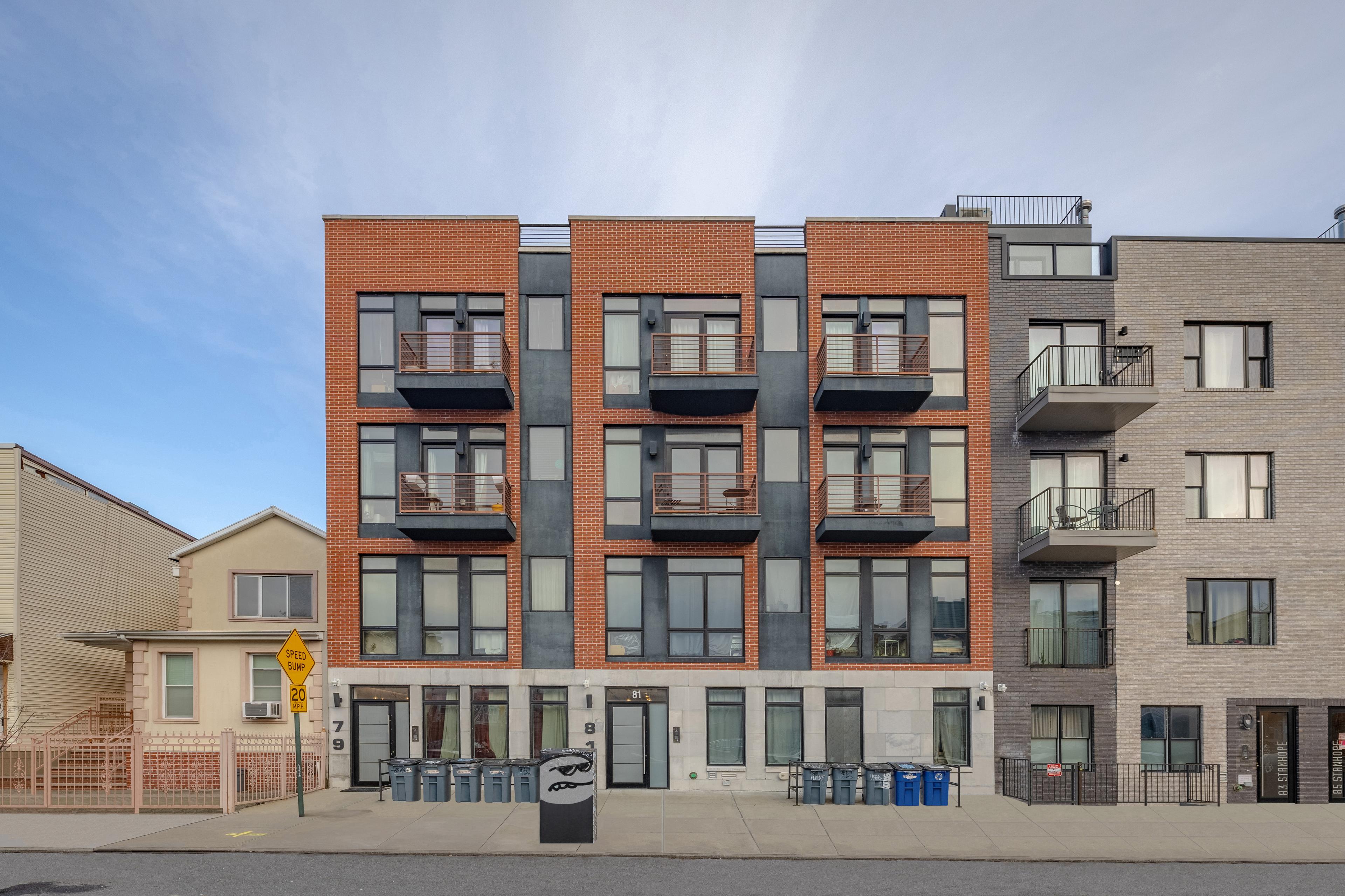 7981 Stanhope.jpg
