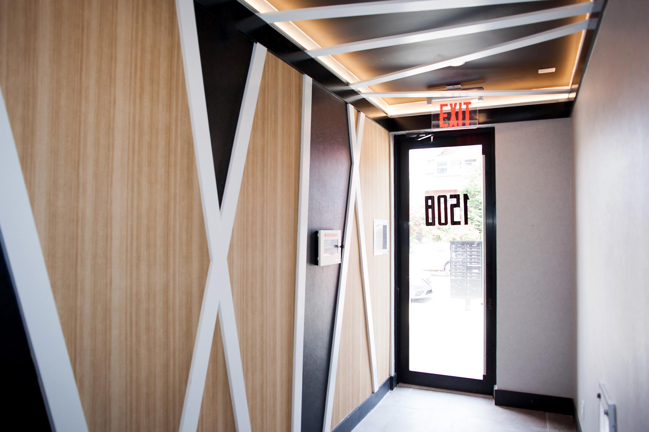 2_1508newyorkave_entrance.jpg