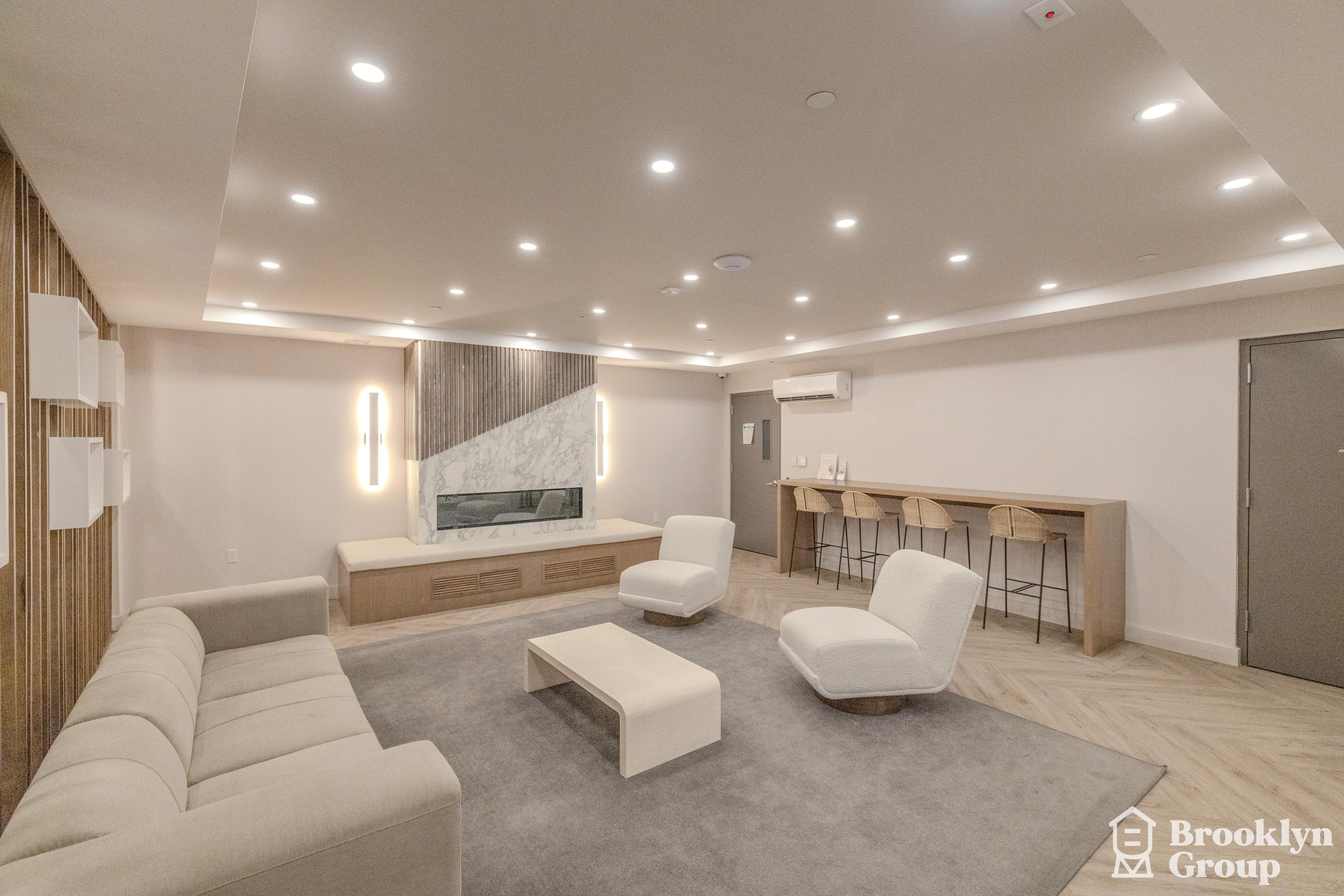 Lobby2-HDR.jpg