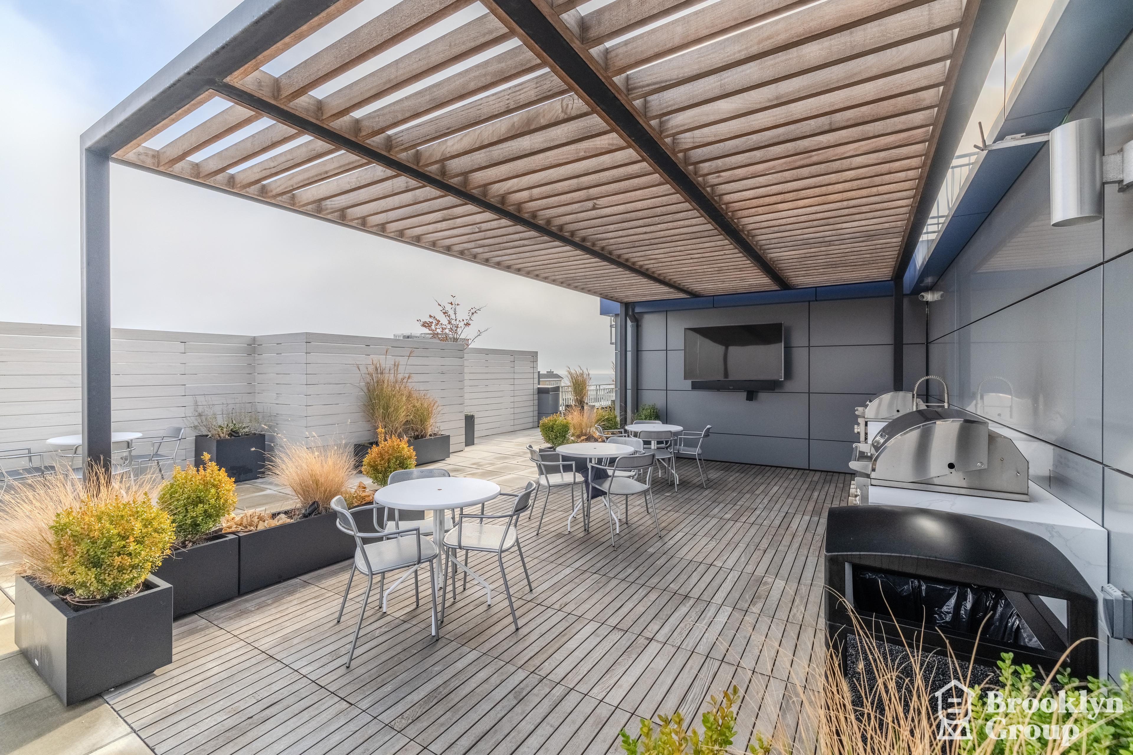 Roof7-HDR.jpg