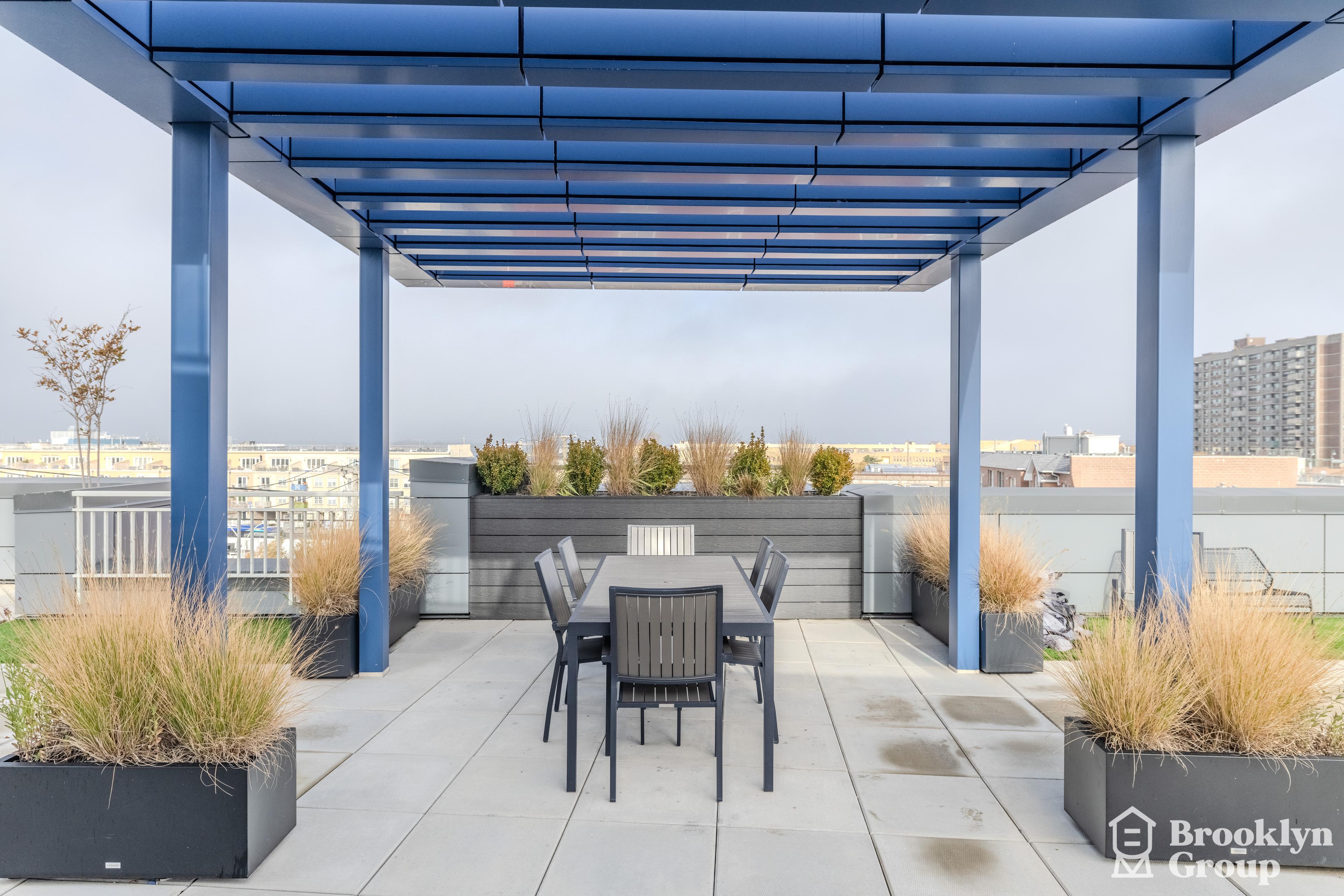 Roof42-HDR.jpg