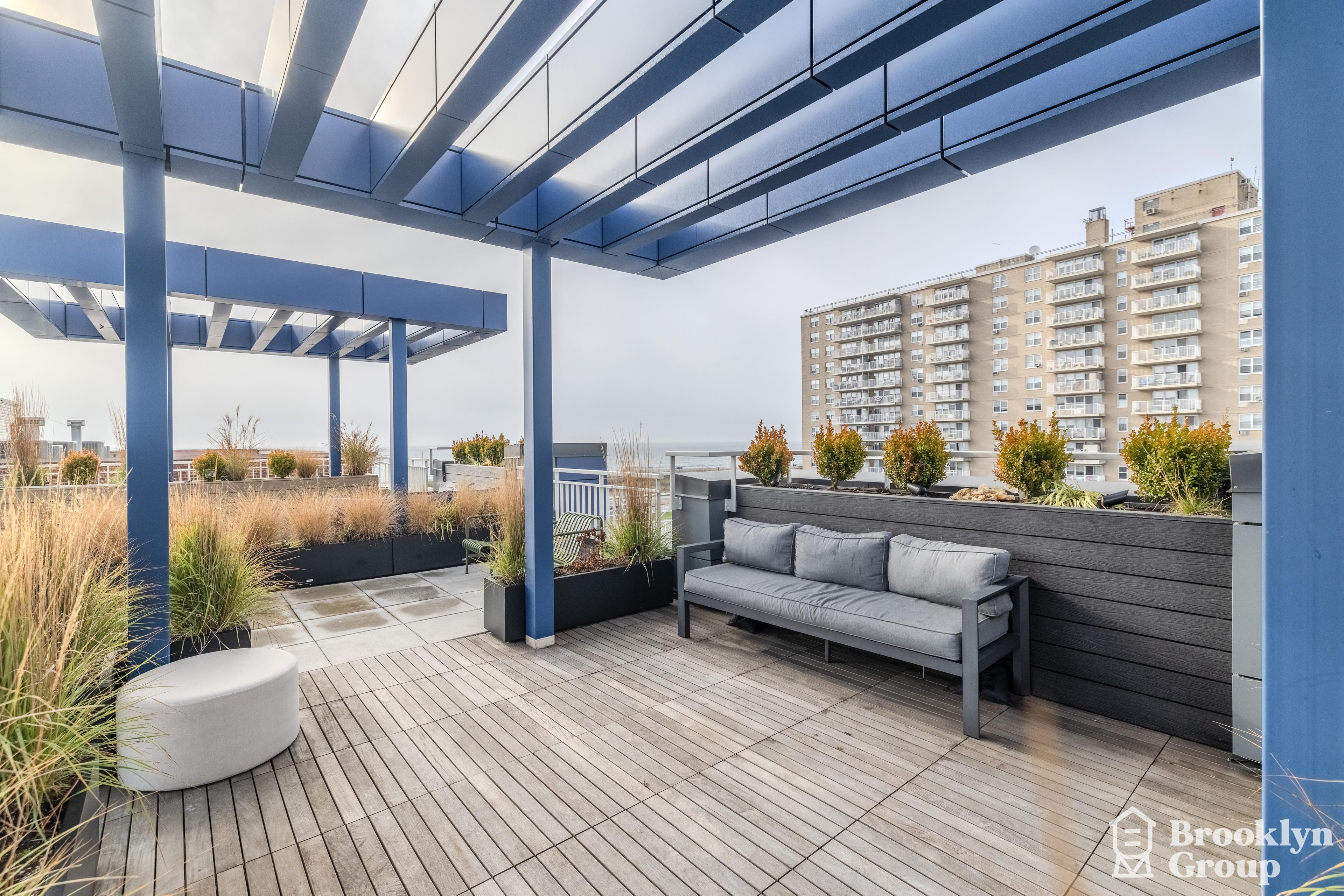 Roof70-HDR.jpg