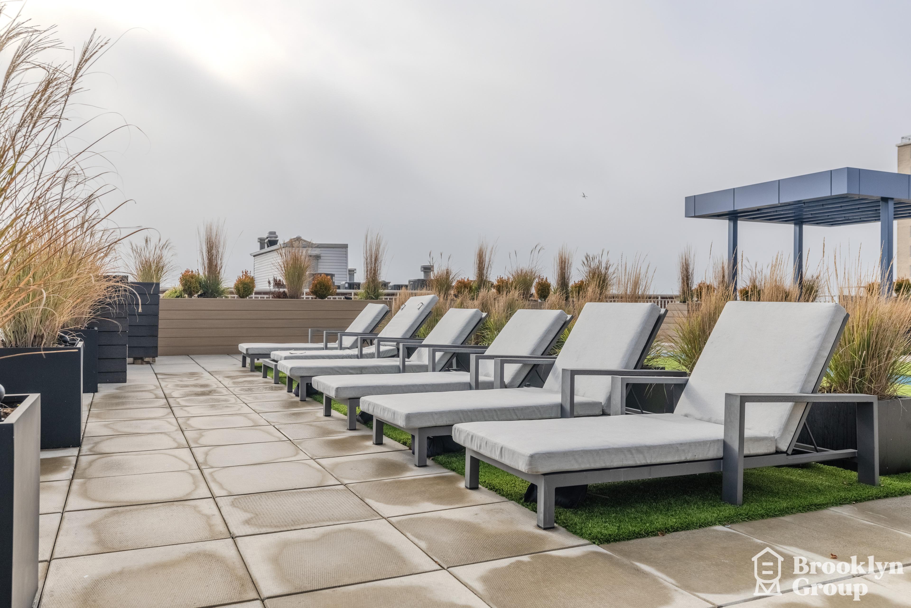 Roof84-HDR.jpg