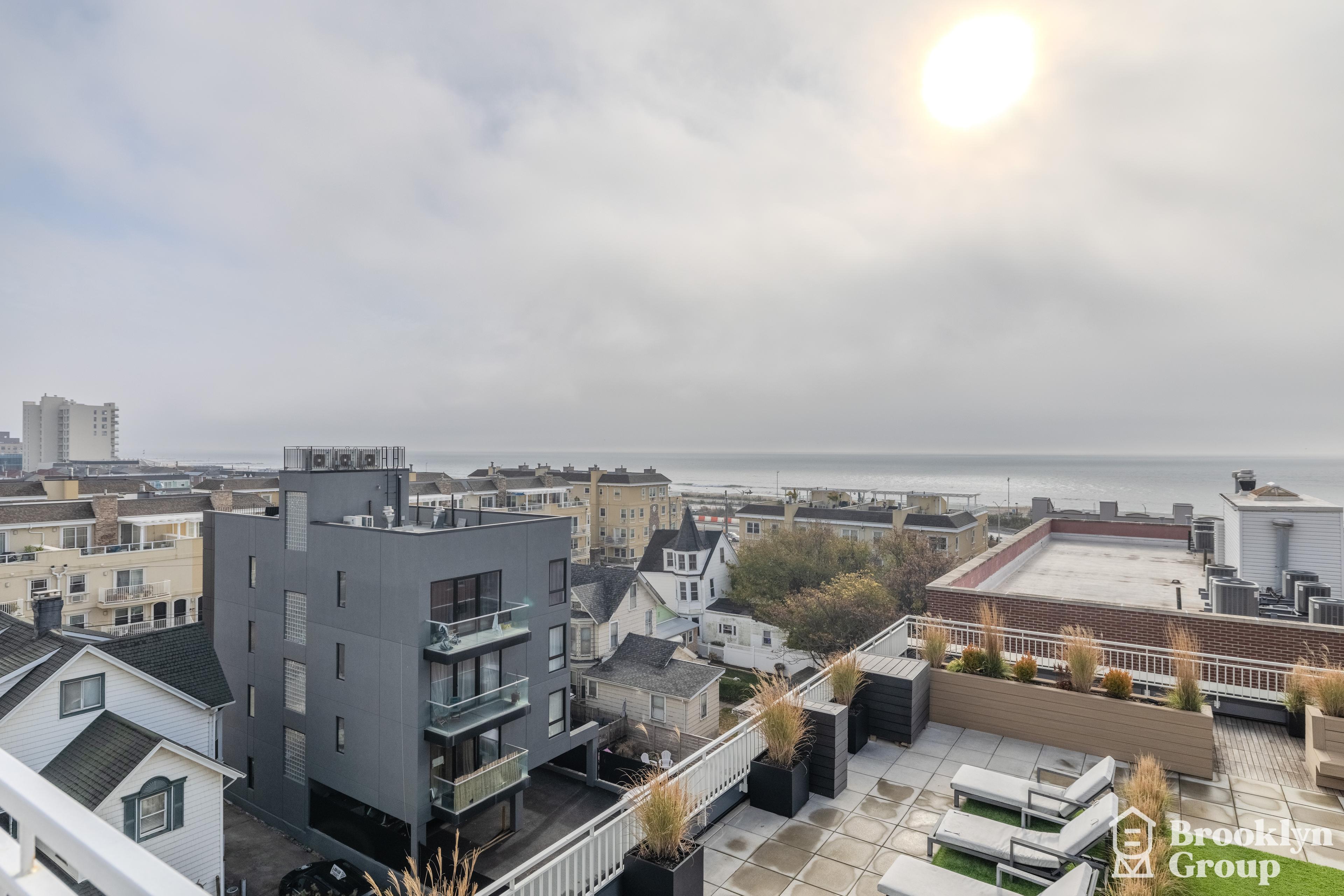 Roof91-HDR.jpg