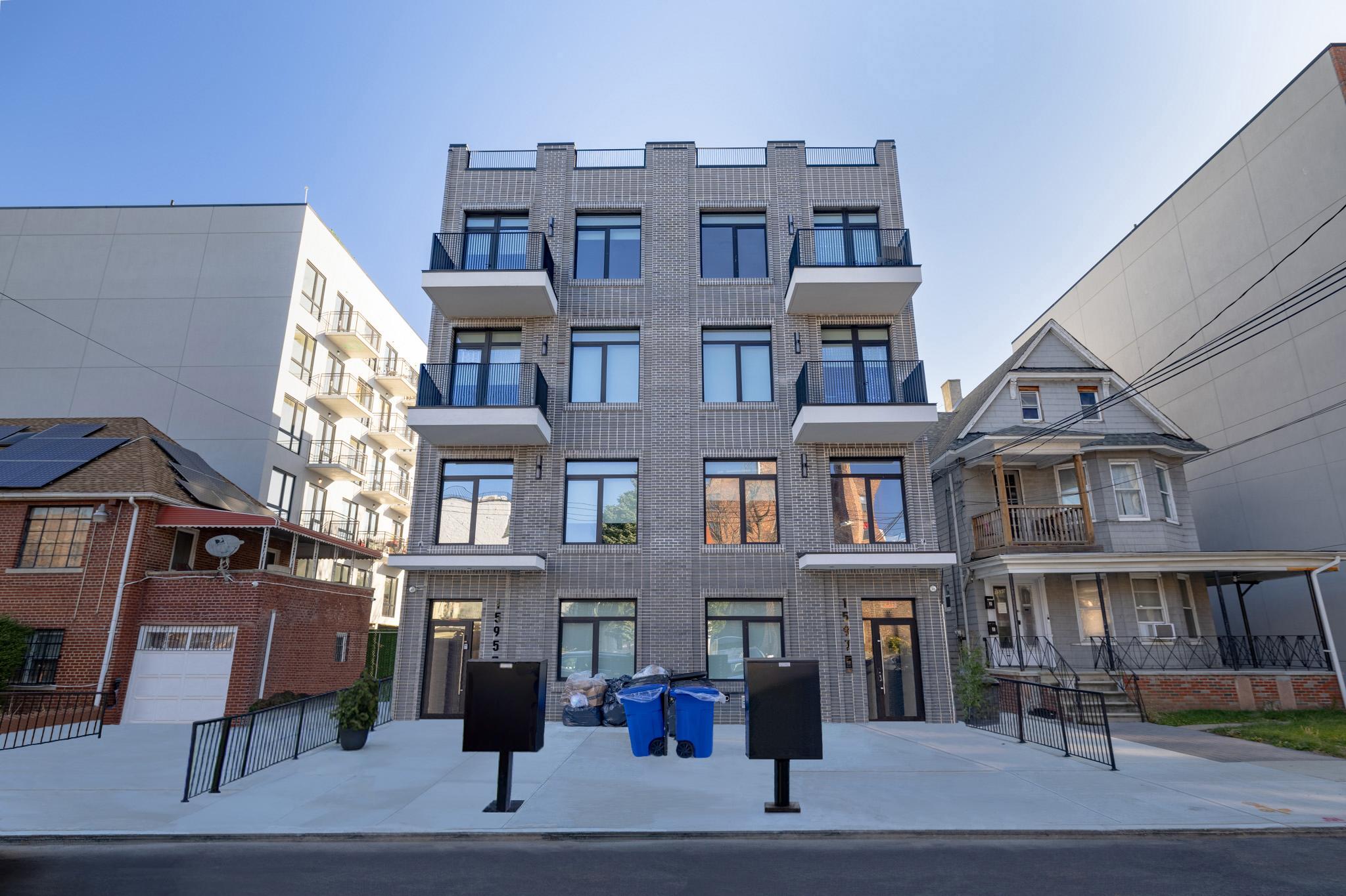 1595-1597 NY Ave Exterior.jpg